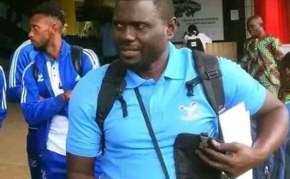 National Foot 1 : Gildas Arnaud Ndoumou en route pour le banc de l'US Bitam