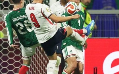 Mondial 2026 : l'Angleterre survit au volcan mexicain et rejoint la Norvège en quarts