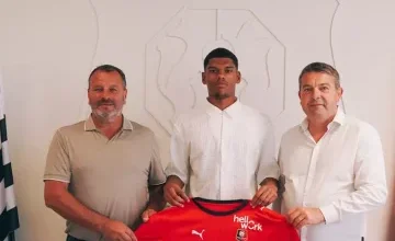 Stade Rennais : Thâo Mouapa Mwa Meuraillon signe professionnel jusqu'en 2030