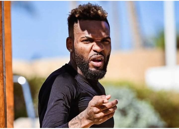 Roumanie : Aaron Boupendza s'illustre de nouveau pour indiscipline avec le Rapid Bucarest