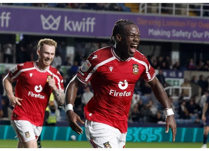 Championship : Jacques Ekomié provoque le but victorieux de Wrexham face à Southampton