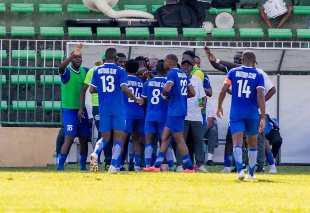 National-Foot 1 : Le Vautour Club décroche enfin sa première victoire face à Lozosport