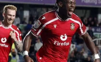 Championship : Jacques Ekomié provoque le but victorieux de Wrexham face à Southampton