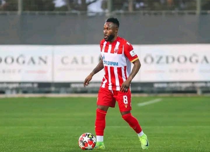 Serbie : Guélor Kanga et l'Étoile Rouge dominent le Spartak Subotica