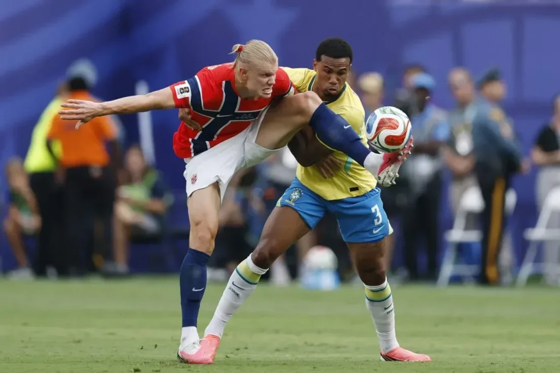 Mondial 2026 : Haaland écarte le Brésil et envoie la Norvège en quarts
