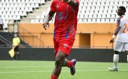 LDC CAF : Nzé Samaké qualifie le Stade d'Abidjan avec un doublé face à Côte d'Or