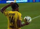 Pau FC : Royce Openda bloqué par les choix tactiques de Thierry Débès ?