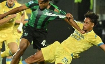Serie A : Anthony Oyono solide, Frosinone renverse Sassuolo dans un match fou