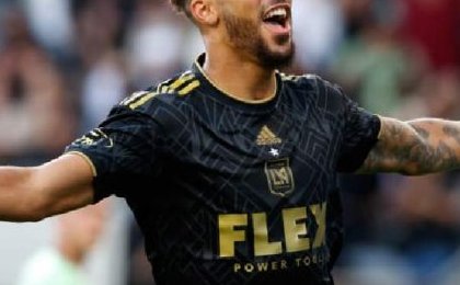 MLS : Denis Bouanga buteur et décisif dans le succès du Los Angeles FC