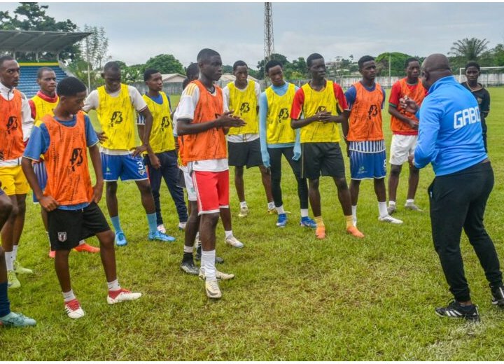 CAN U17 : Jean-Joseph Ngoma retient 25 Panthères du Gabon pour le dernier virage avant la RDC