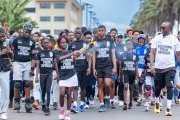 JOJ Dakar 2026 : Près de 500 jeunes célèbrent la flamme olympique à Akanda