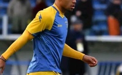 Frosinone : De retour aux affaires, Anthony Oyono enchaîne les titularisations en Serie B