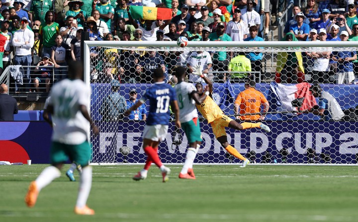 Mondial 2026 : Le Sénégal courbe l'échine devant la puissance offensive de la France