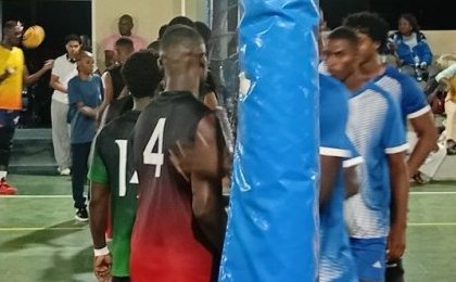 Coupe de volley de la Ligue de l'Estuaire : AS Lova, Kwan et TGV réussissent leur entrée