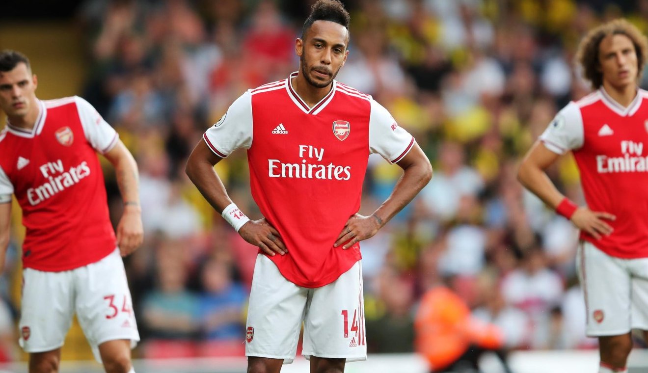 Aubameyang minimaliste, rate un penalty face à Watford avant Gabon vs Libye