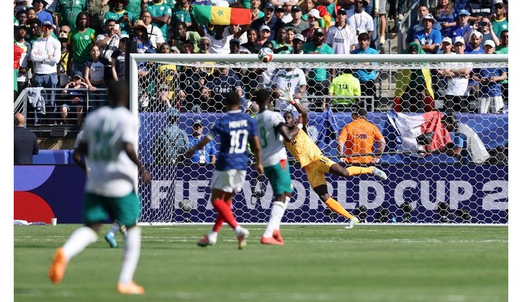 Mondial 2026 : Le Sénégal courbe l'échine devant la puissance offensive de la France