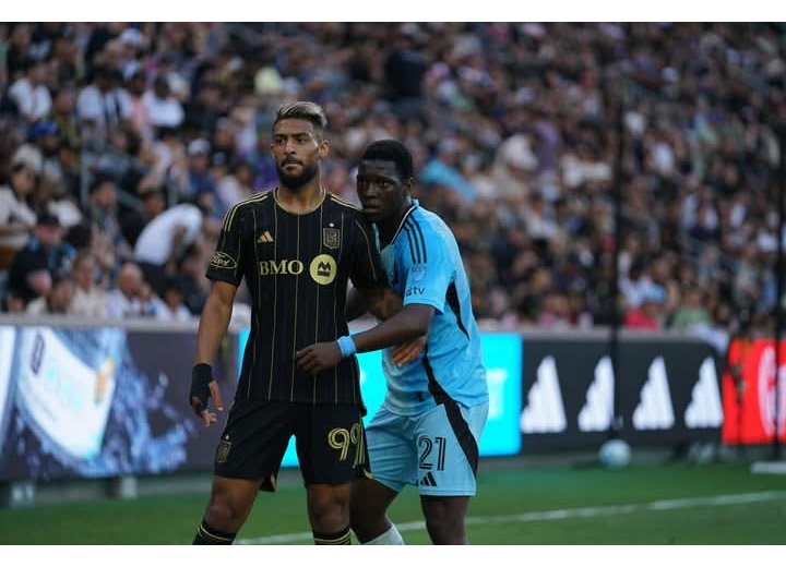 Denis Bouanga lance parfaitement sa saison avec le Los Angeles FC