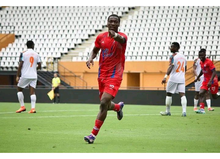 LDC CAF : Nzé Samaké qualifie le Stade d'Abidjan avec un doublé face à Côte d'Or