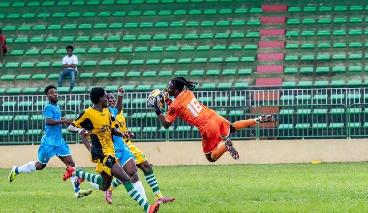 National-Foot 1 reporté : le CF Mounana et Lambaréné AC se neutralisent en amical
